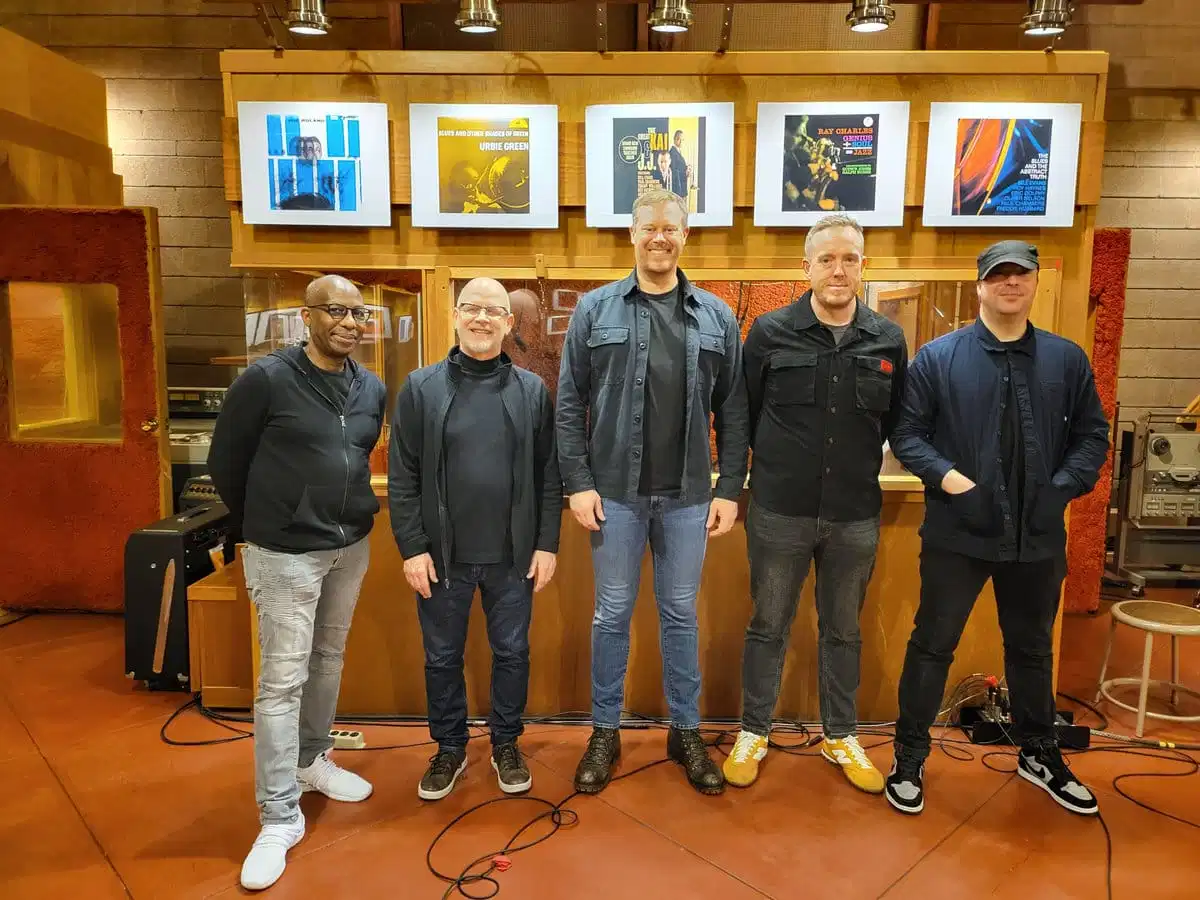 Fotografía de Billy Kilson, Jim Ridl, Ike Sturm, Paul Dunlea y Trevor Mires